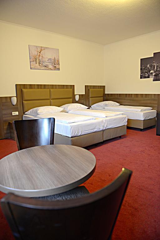 Itm Hotel Motel21 Hamburg-Mitte Ruang foto